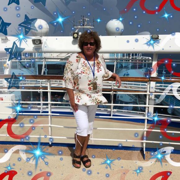 Meet your Posher, Donna - Picture 1 of 1